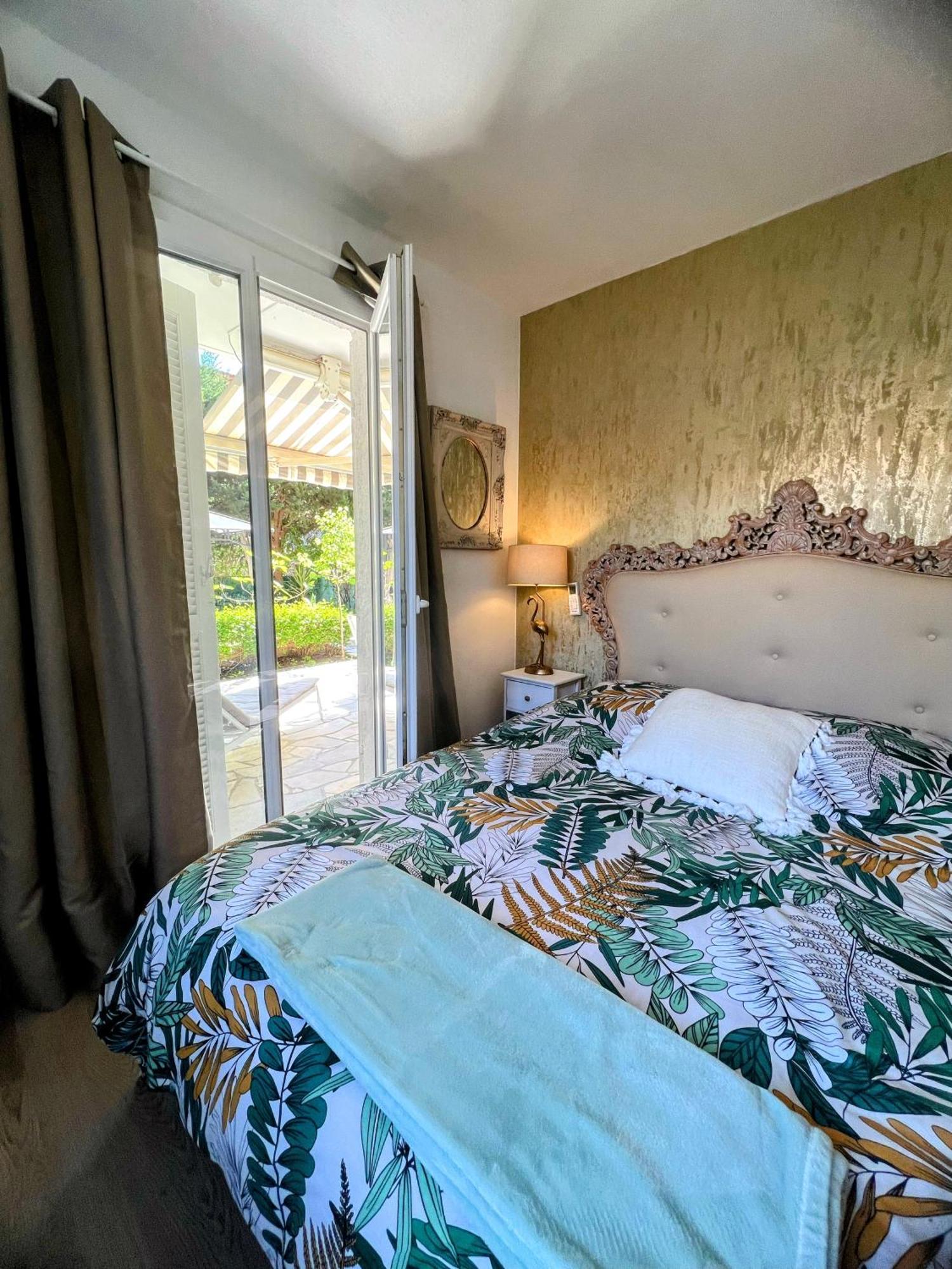 Superbe Appartement Avec Terrasse Jardin Et Parking Prive سان تروبيه المظهر الخارجي الصورة