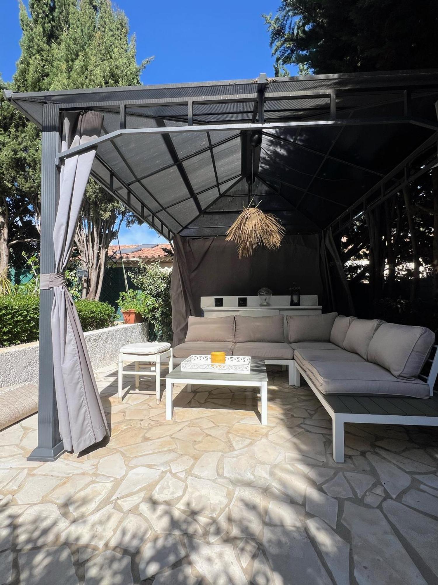 Superbe Appartement Avec Terrasse Jardin Et Parking Prive سان تروبيه المظهر الخارجي الصورة