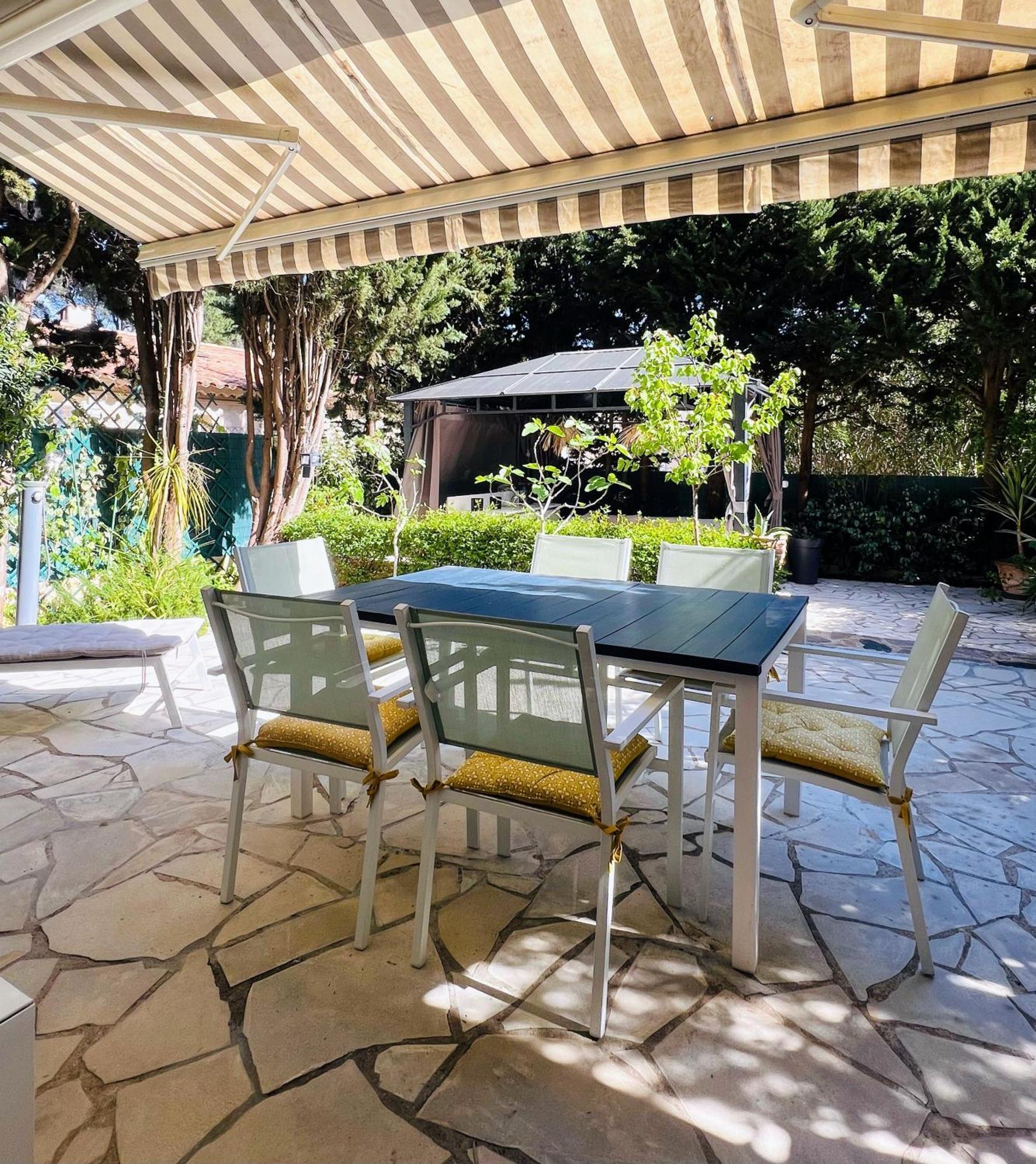 Superbe Appartement Avec Terrasse Jardin Et Parking Prive سان تروبيه المظهر الخارجي الصورة