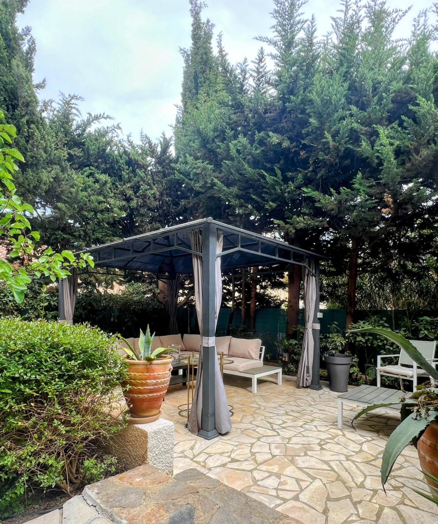 Superbe Appartement Avec Terrasse Jardin Et Parking Prive سان تروبيه المظهر الخارجي الصورة