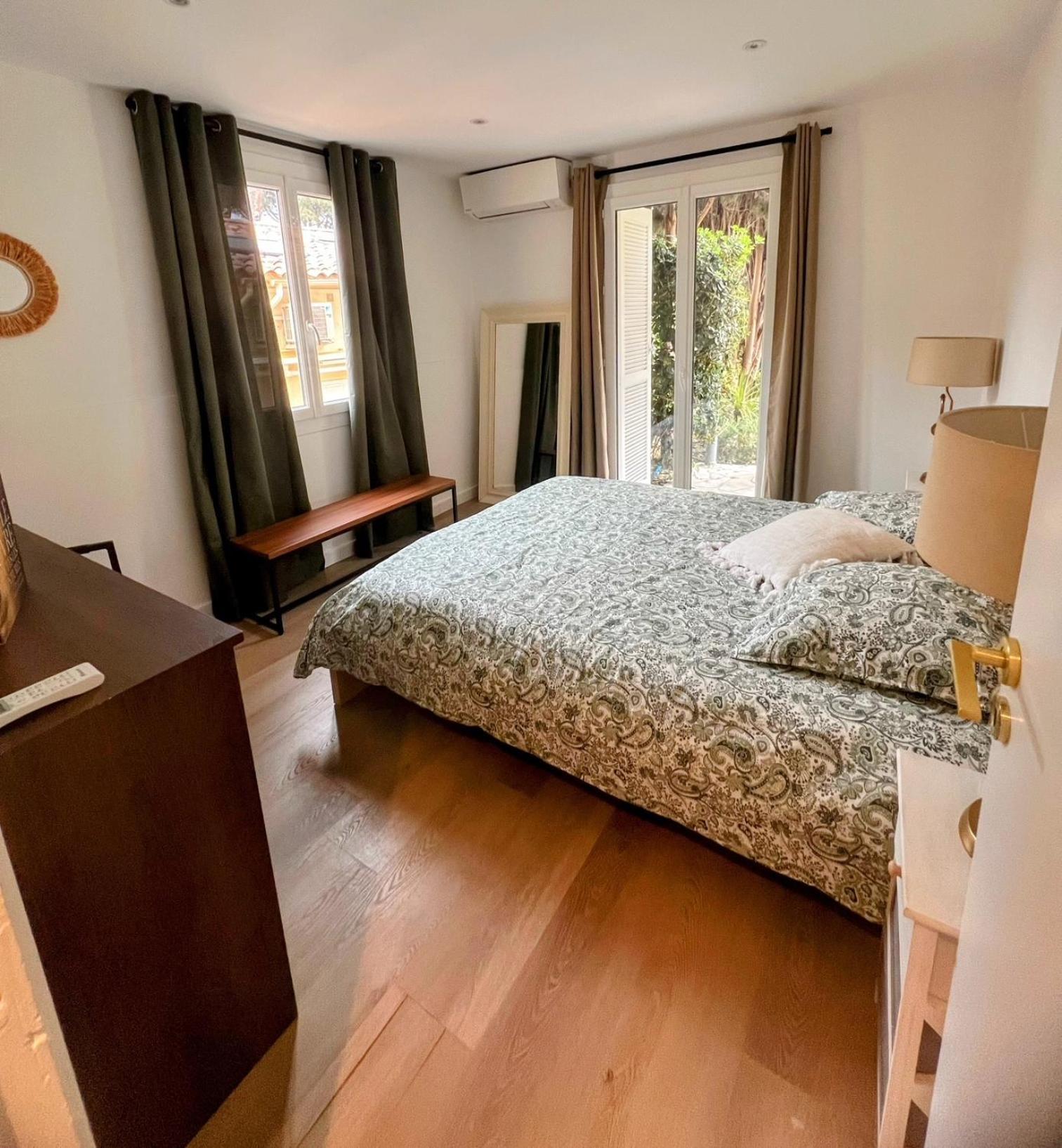 Superbe Appartement Avec Terrasse Jardin Et Parking Prive سان تروبيه المظهر الخارجي الصورة